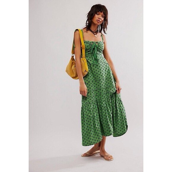 Free People Dresses & Skirts - FREE PEOPLE Palma Printed Midi Dress in Green Combo size XS
